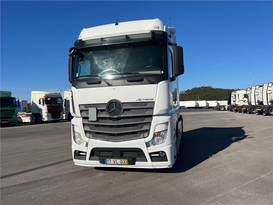 MERCEDES-BENZ 1845 / RETARDER - Tractor: foto 2 MERCEDES-BENZ 1845 / RETARDER - Tractor: foto 2