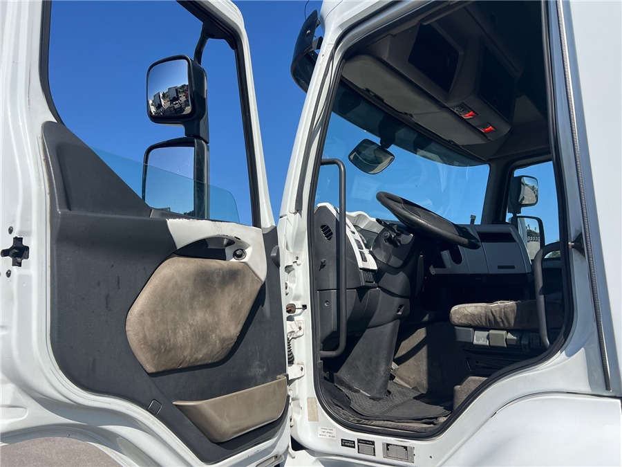 Tractor Renault PREMIUM: foto 13