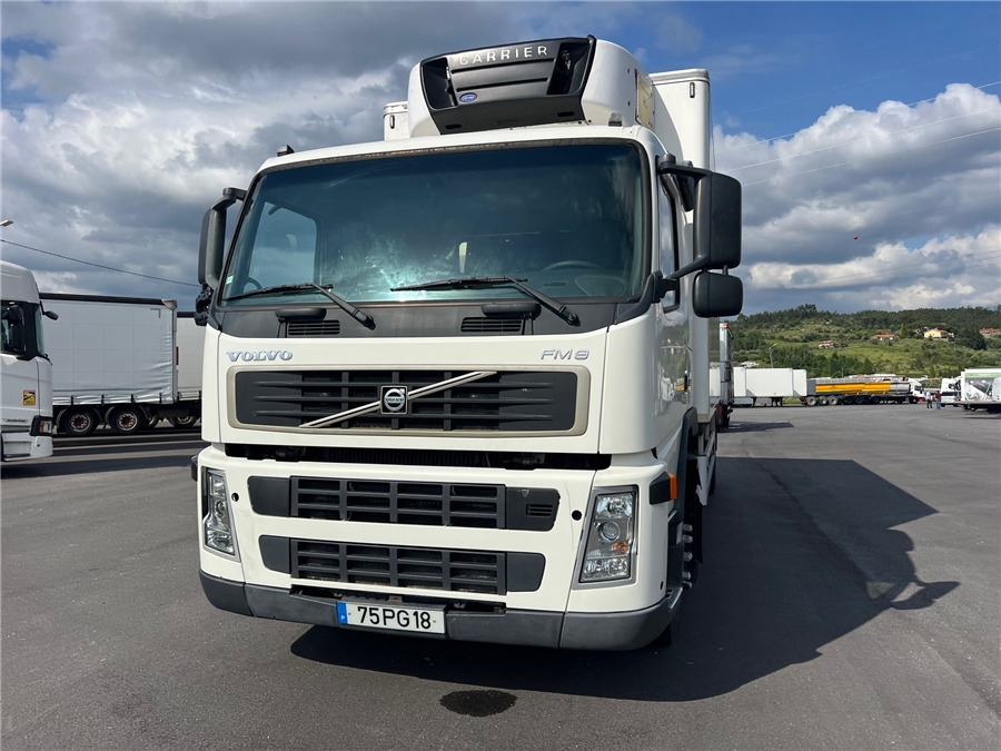 Volvo FM 9 - Camião frigorífico: foto 2 Volvo FM 9 - Camião frigorífico: foto 2