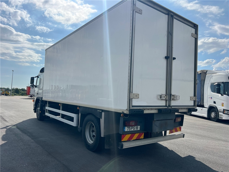 Volvo FM 9 - Camião frigorífico: foto 4 Volvo FM 9 - Camião frigorífico: foto 4