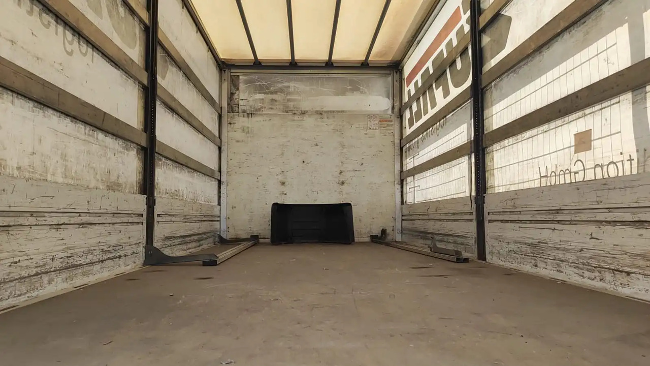 CENTINA ALLESTIMENTO A TERRA USATO - Toldo carroçaria: foto 4 CENTINA ALLESTIMENTO A TERRA USATO - Toldo carroçaria: foto 4