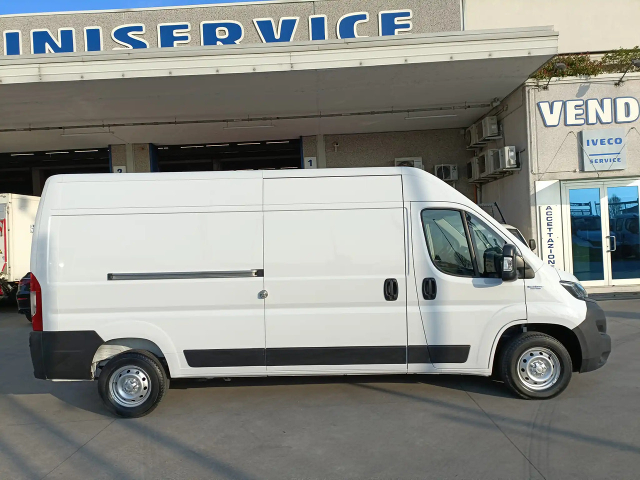 FIAT DUCATO 35 L3H2 - Furgão: foto 3 FIAT DUCATO 35 L3H2 - Furgão: foto 3