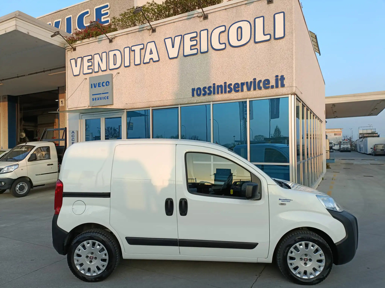 FIAT FIORINO - Furgão: foto 2 FIAT FIORINO - Furgão: foto 2