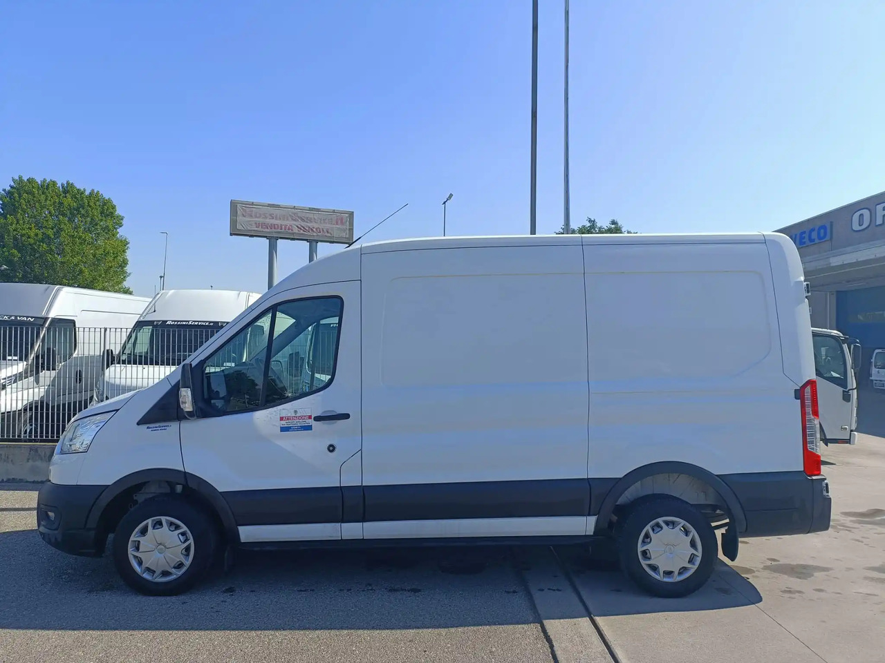 FORD TRANSIT FURGONE STANDARD - Furgão: foto 4 FORD TRANSIT FURGONE STANDARD - Furgão: foto 4