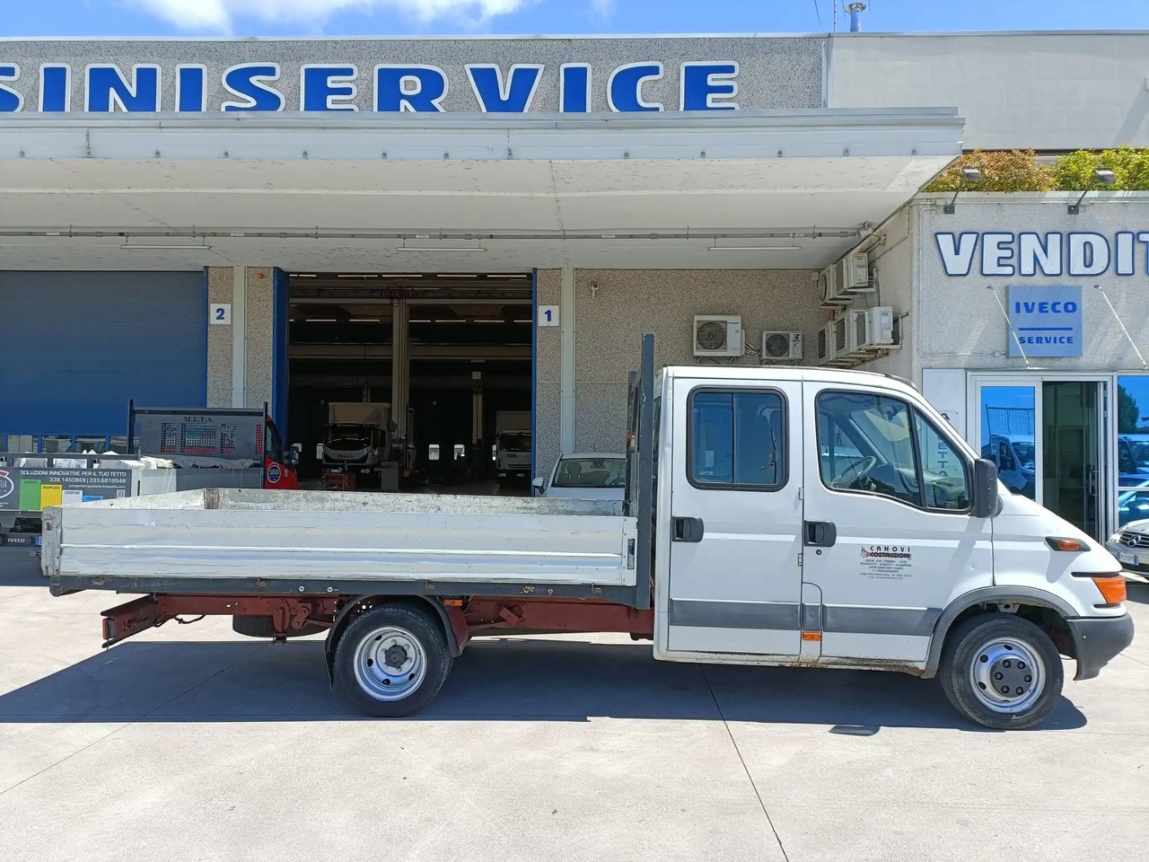 IVECO DAILY 35C11 - Carrinha de caixa aberta: foto 4 IVECO DAILY 35C11 - Carrinha de caixa aberta: foto 4