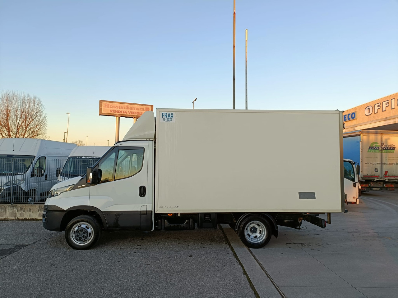 IVECO DAILY 35C18 FRIGO FRCX 3.0 - Carrinha frigorífica: foto 5 IVECO DAILY 35C18 FRIGO FRCX 3.0 - Carrinha frigorífica: foto 5