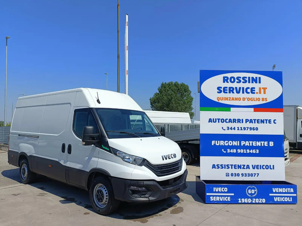 IVECO DAILY 35S14 L2H2 CNG METANO KM 0 - Furgão: foto 1 IVECO DAILY 35S14 L2H2 CNG METANO KM 0 - Furgão: foto 1
