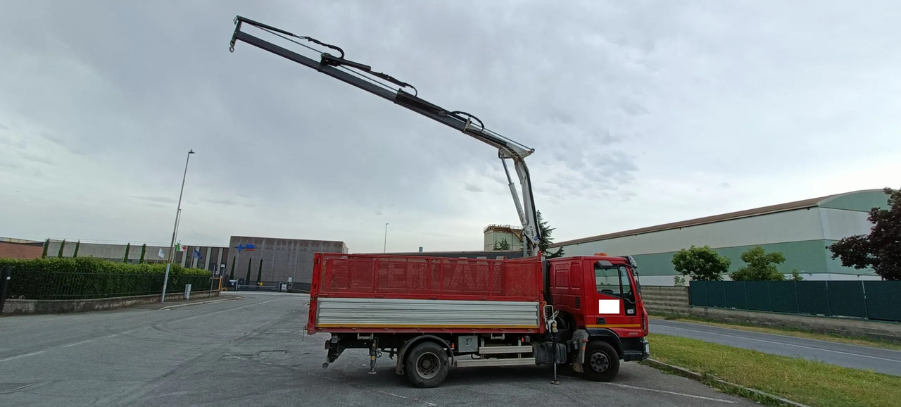IVECO EUROCARGO 100E18 RIBALTABILE CON GRU - Camião basculante: foto 1 IVECO EUROCARGO 100E18 RIBALTABILE CON GRU - Camião basculante: foto 1