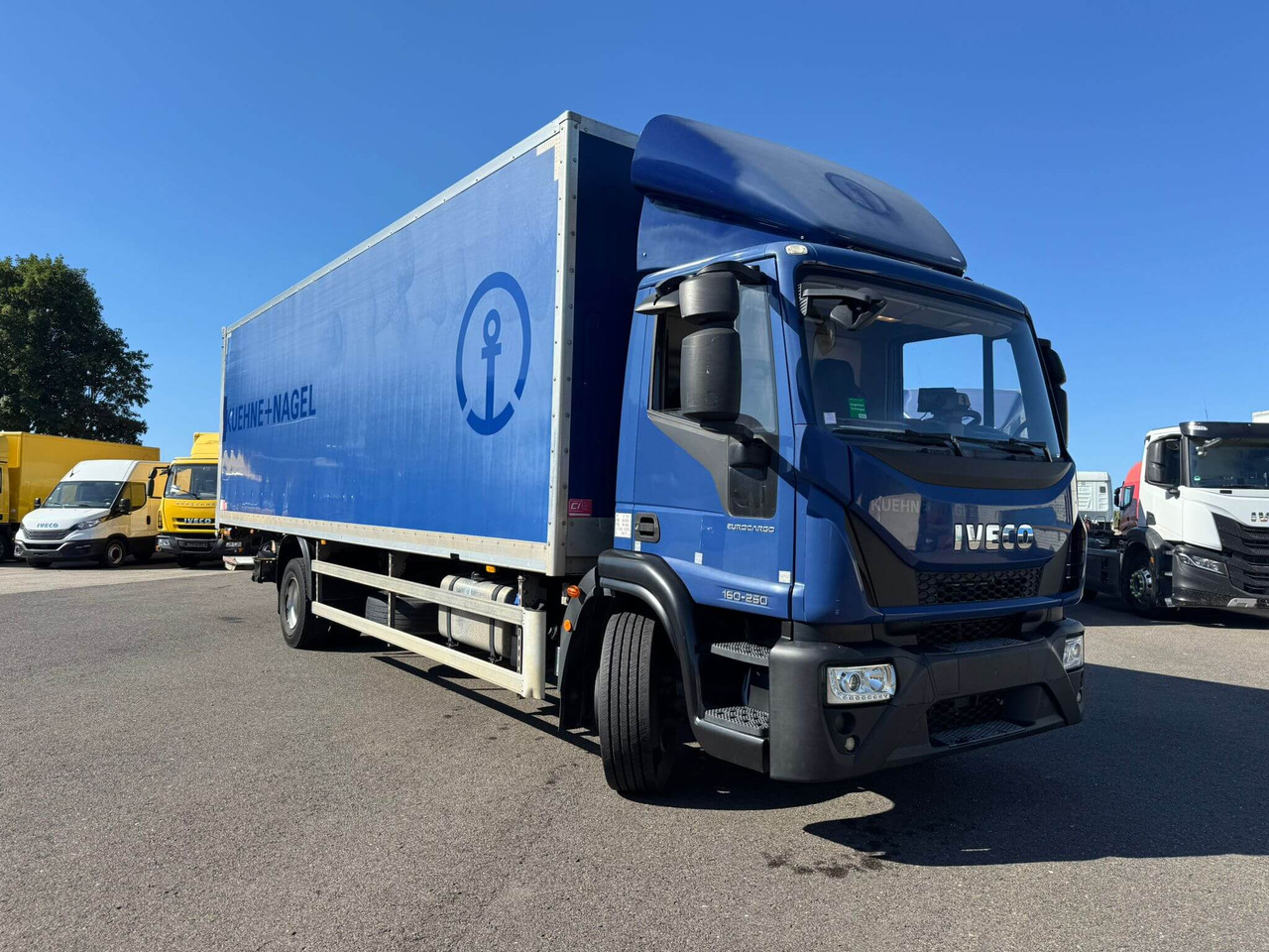 IVECO EUROCARGO 160E25P - Camião furgão: foto 1 IVECO EUROCARGO 160E25P - Camião furgão: foto 1