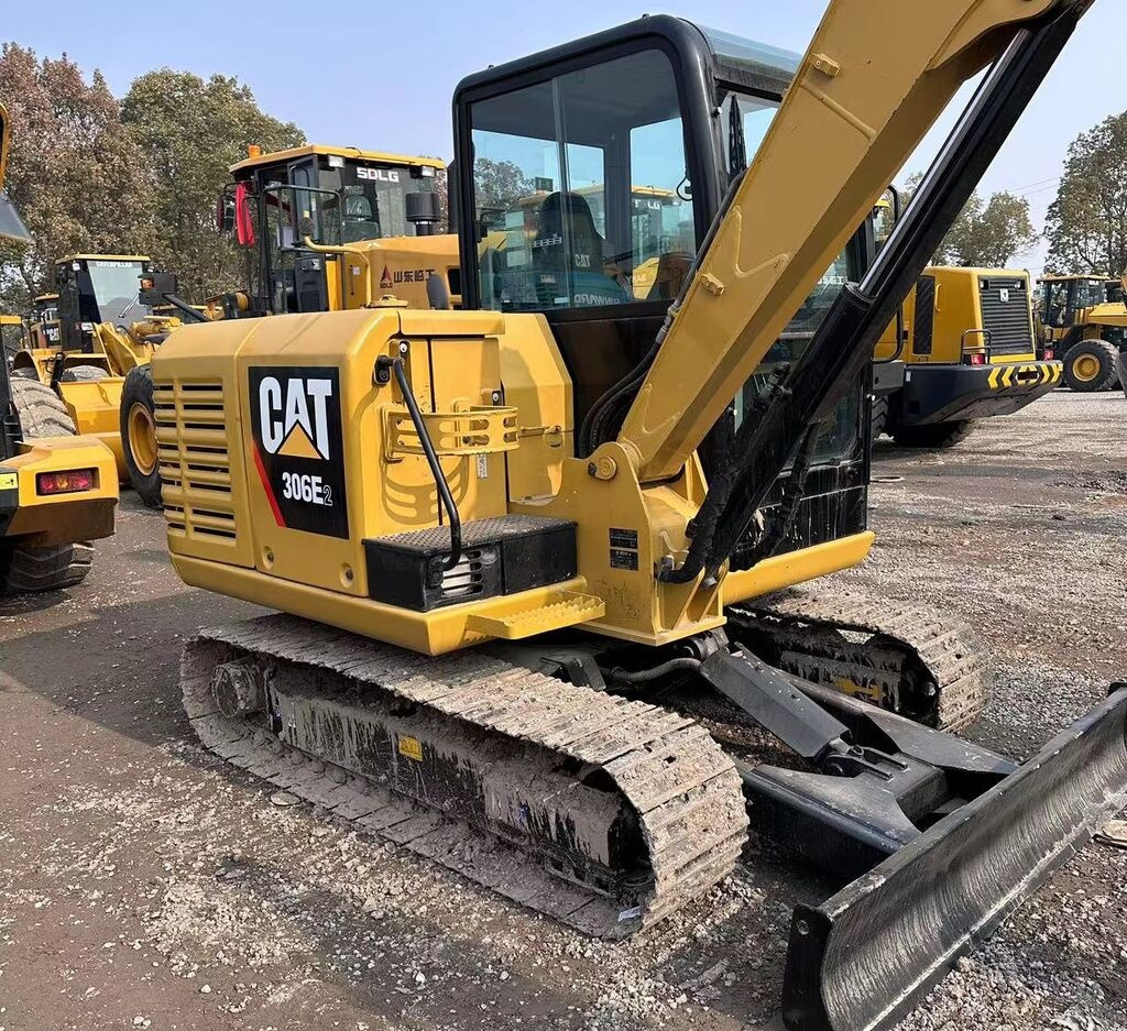 Caterpillar 306E - Mini escavadeira: foto 1 Caterpillar 306E - Mini escavadeira: foto 1