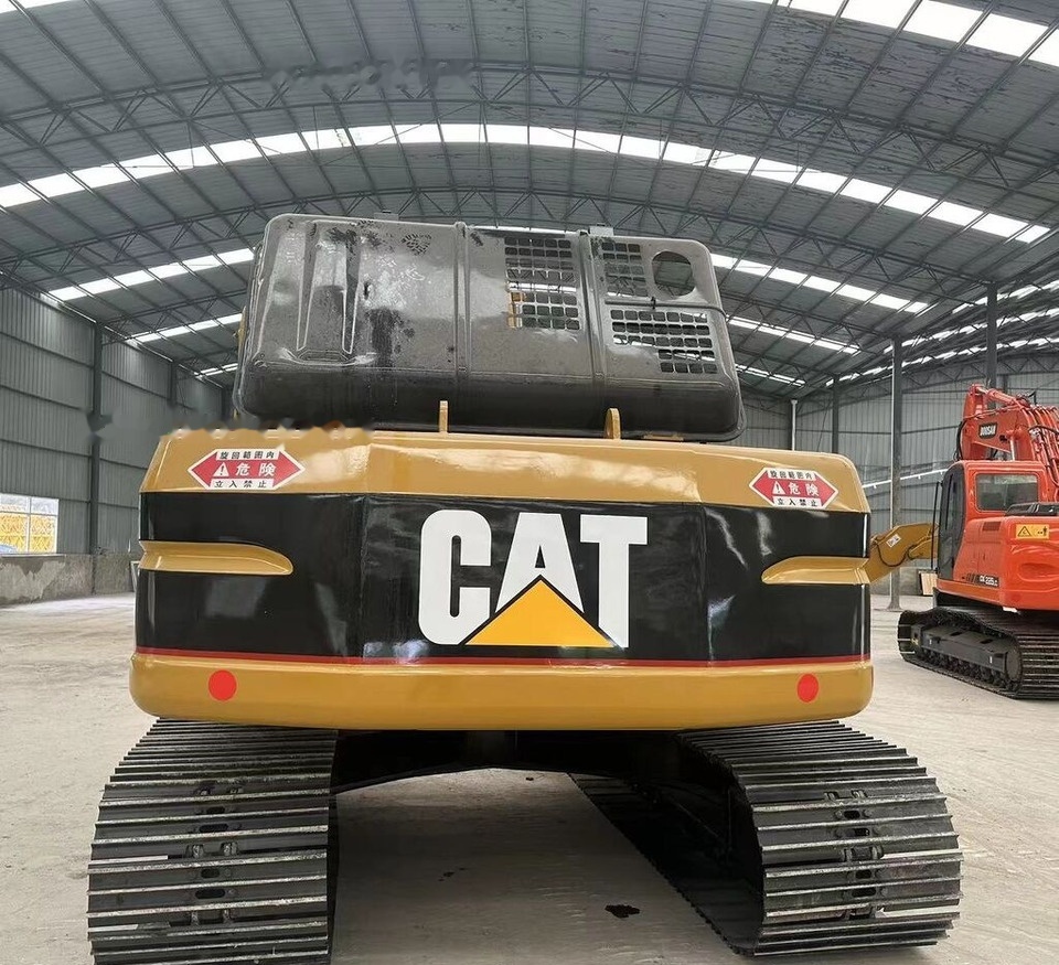 Caterpillar 320BL - Escavadora de rastos: foto 1 Caterpillar 320BL - Escavadora de rastos: foto 1