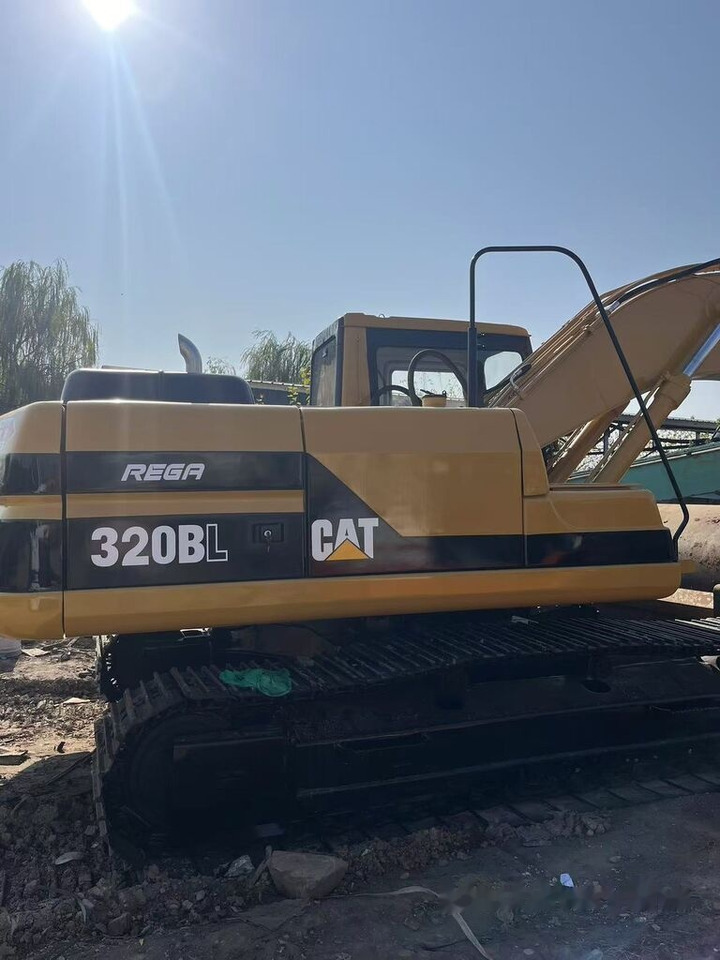 Caterpillar 320BL - Escavadora de rastos: foto 5 Caterpillar 320BL - Escavadora de rastos: foto 5