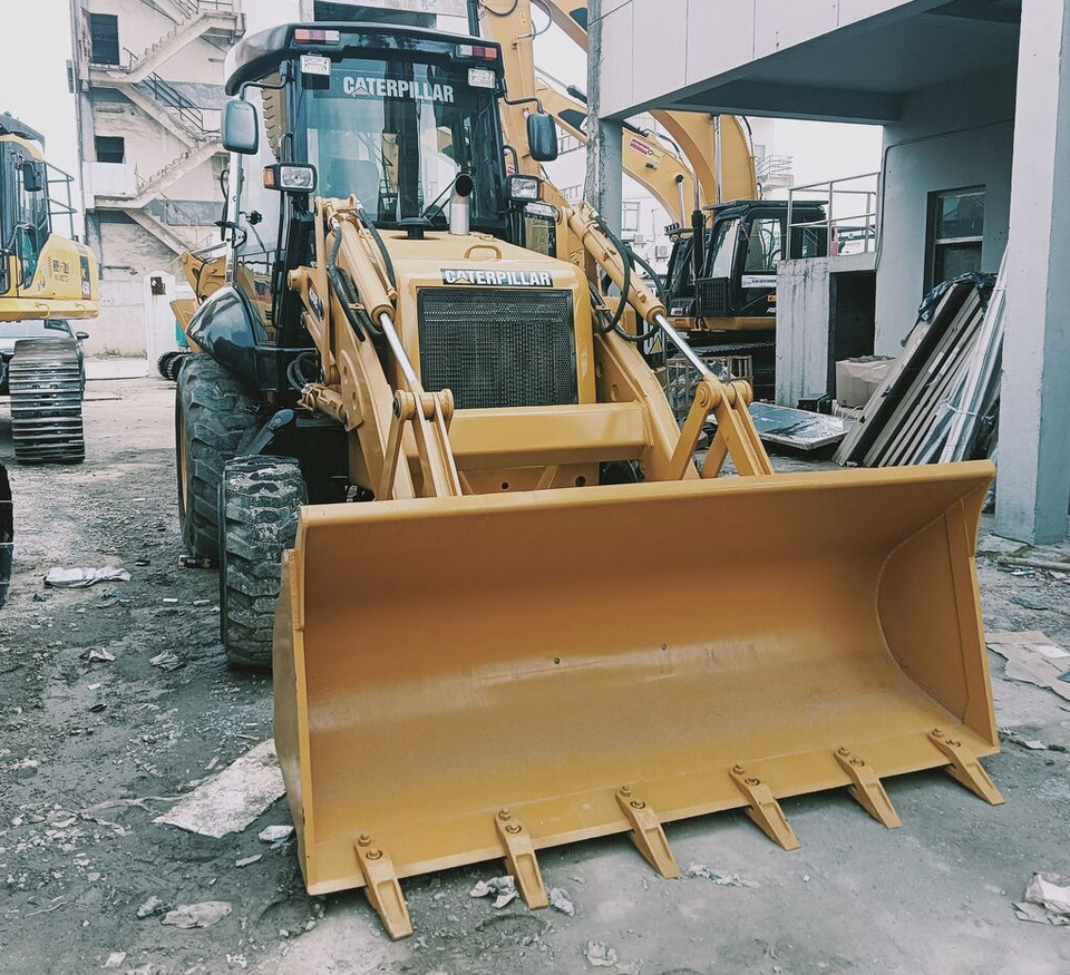 Caterpillar 430F - Retroescavadeira: foto 4 Caterpillar 430F - Retroescavadeira: foto 4