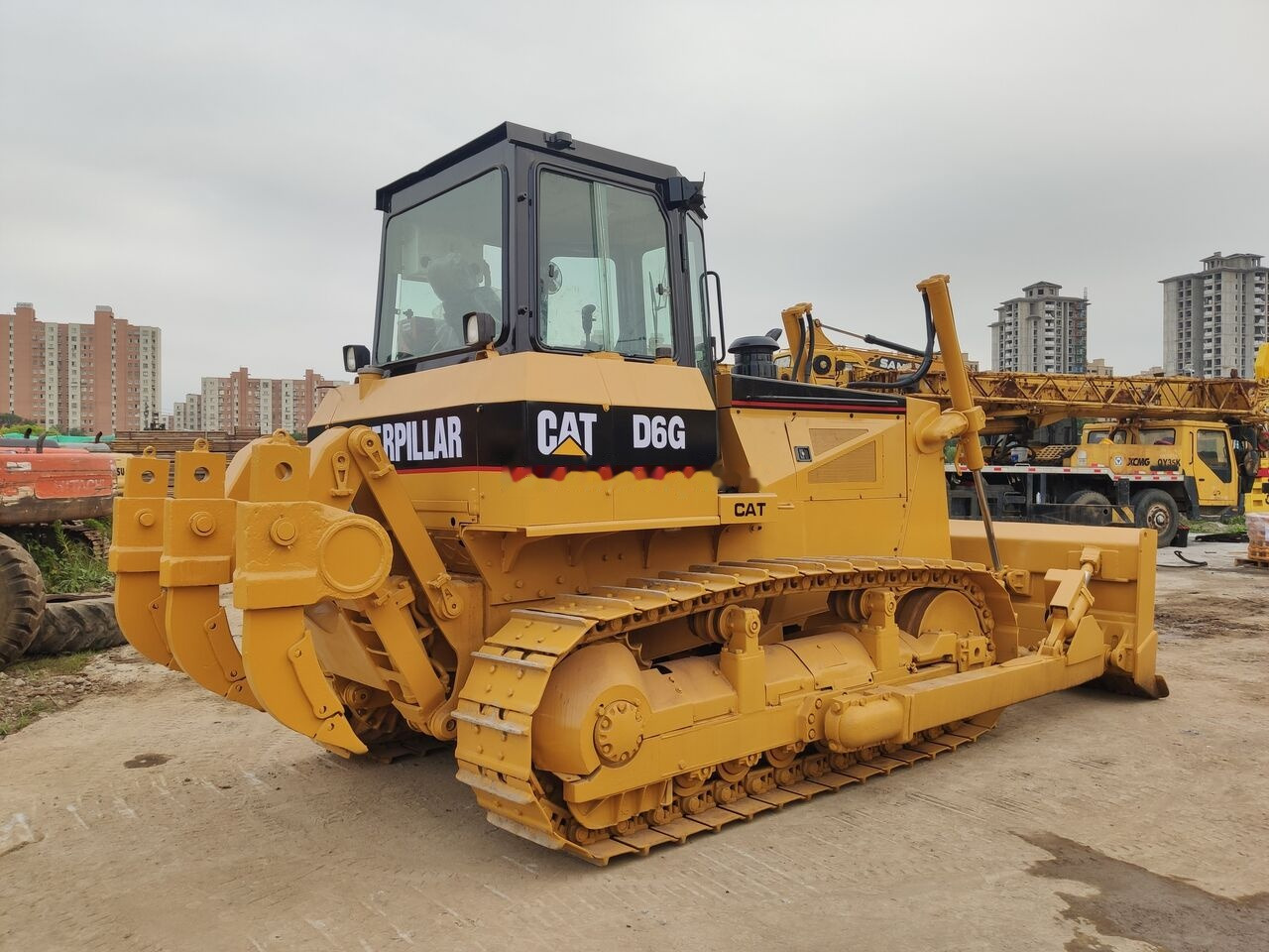 Caterpillar D6G - Buldôzer: foto 2 Caterpillar D6G - Buldôzer: foto 2