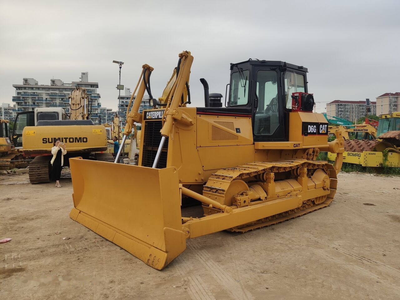 Caterpillar D6G - Buldôzer: foto 5 Caterpillar D6G - Buldôzer: foto 5