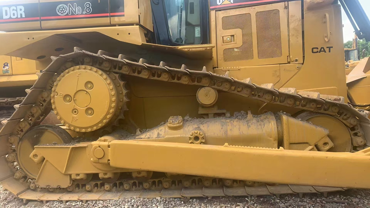 Caterpillar D6R - Buldôzer: foto 5 Caterpillar D6R - Buldôzer: foto 5