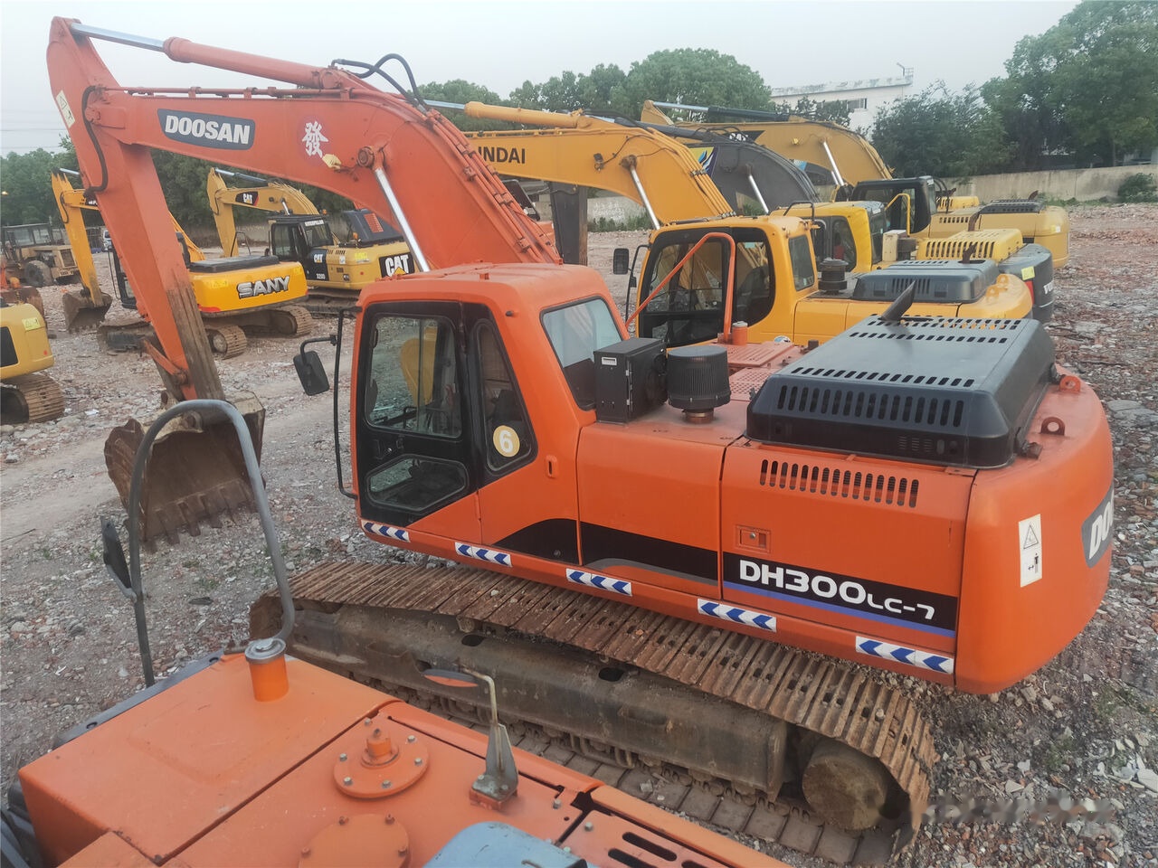 Doosan DH300LC-7 - Escavadora de rastos: foto 5 Doosan DH300LC-7 - Escavadora de rastos: foto 5