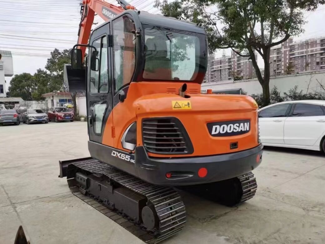 Doosan DX55 - Escavadora de rastos: foto 4 Doosan DX55 - Escavadora de rastos: foto 4