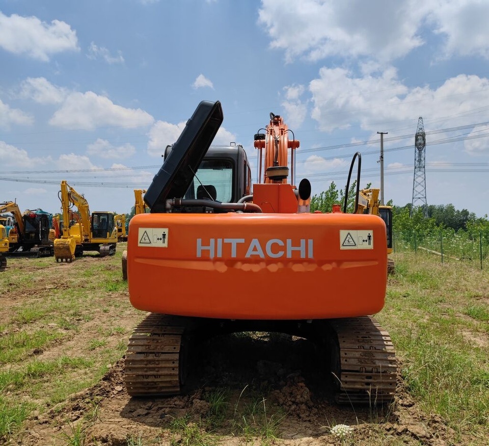 Hitachi ZX120 - Escavadora de rastos: foto 3 Hitachi ZX120 - Escavadora de rastos: foto 3