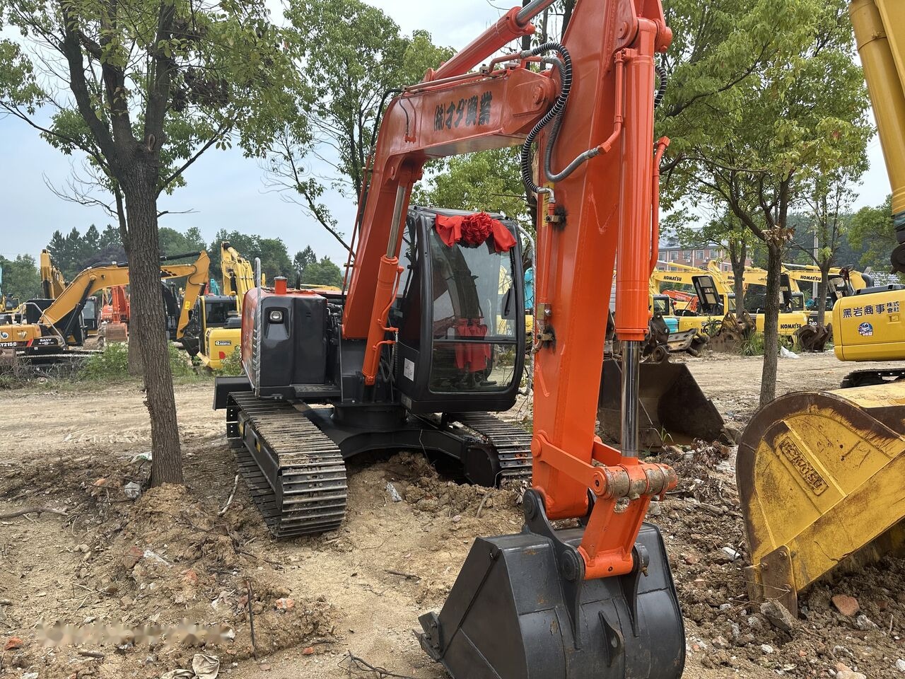 Hitachi ZX70 - Escavadora de rastos: foto 3 Hitachi ZX70 - Escavadora de rastos: foto 3
