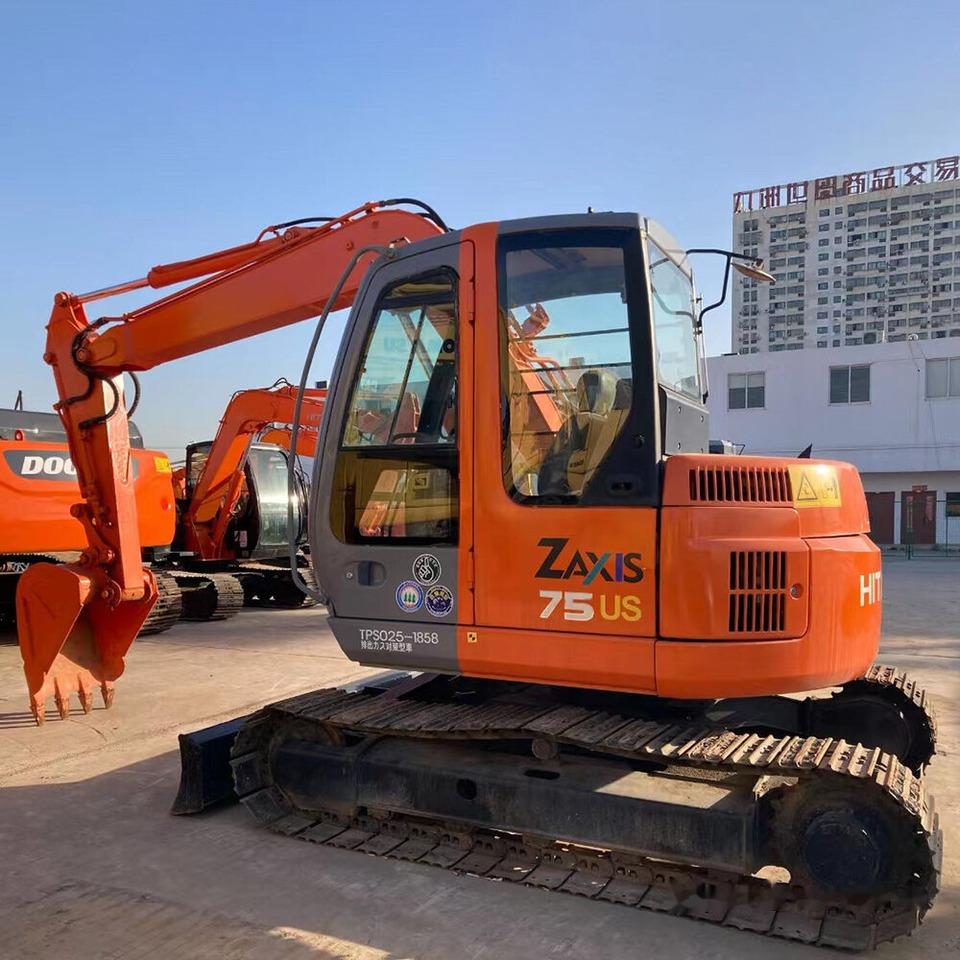 Hitachi ZX75US - Escavadora de rastos: foto 2 Hitachi ZX75US - Escavadora de rastos: foto 2