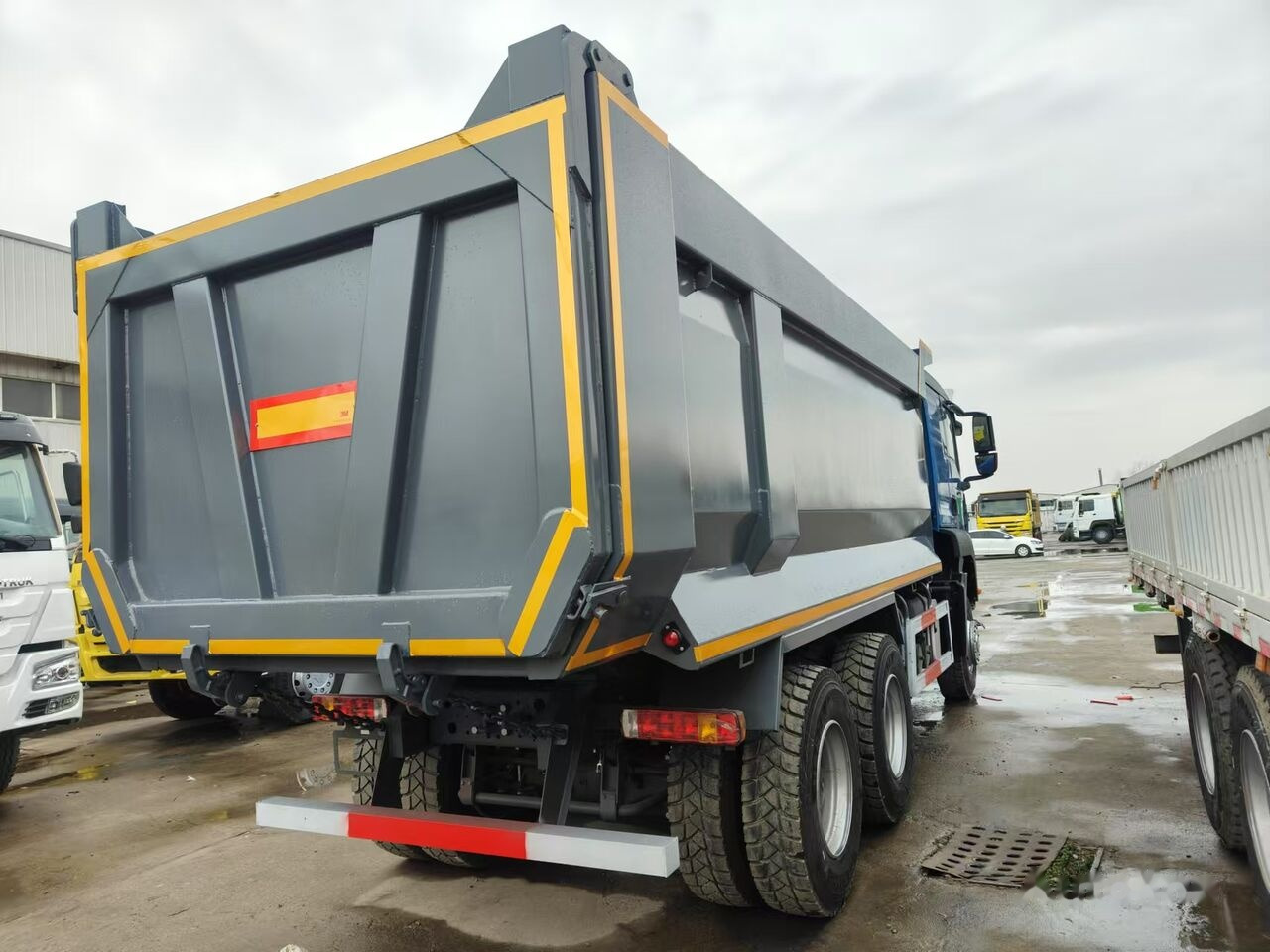 Howo TX 450 - Camião basculante: foto 1 Howo TX 450 - Camião basculante: foto 1