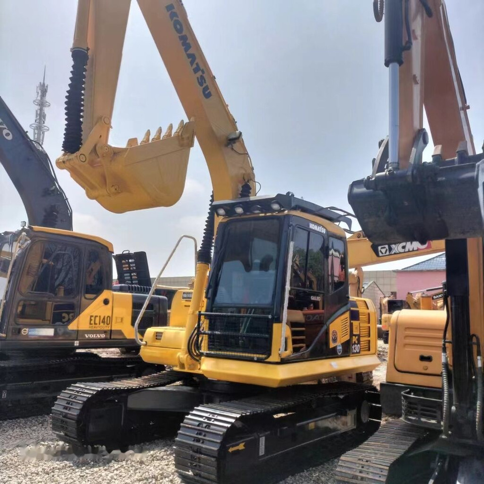 Komatsu PC130 - Escavadora de rastos: foto 3 Komatsu PC130 - Escavadora de rastos: foto 3