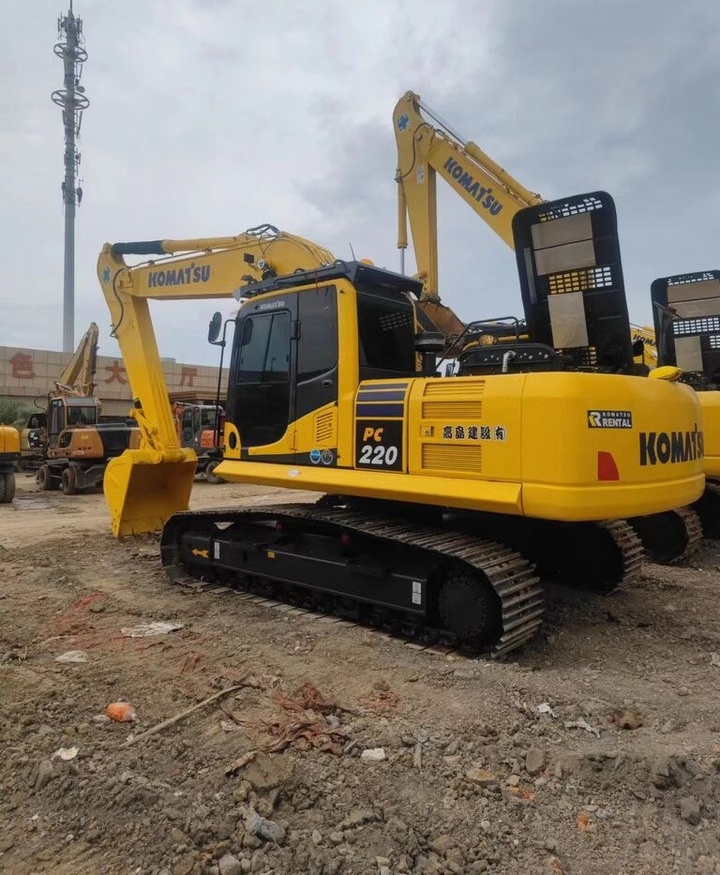 Komatsu PC220-8 - Escavadora de rastos: foto 2 Komatsu PC220-8 - Escavadora de rastos: foto 2