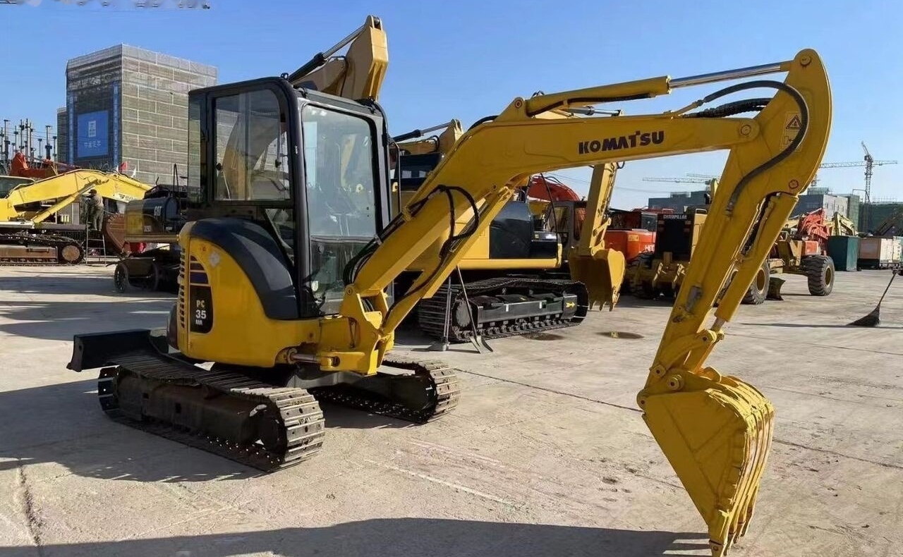 Komatsu PC35 - Mini escavadeira: foto 5 Komatsu PC35 - Mini escavadeira: foto 5