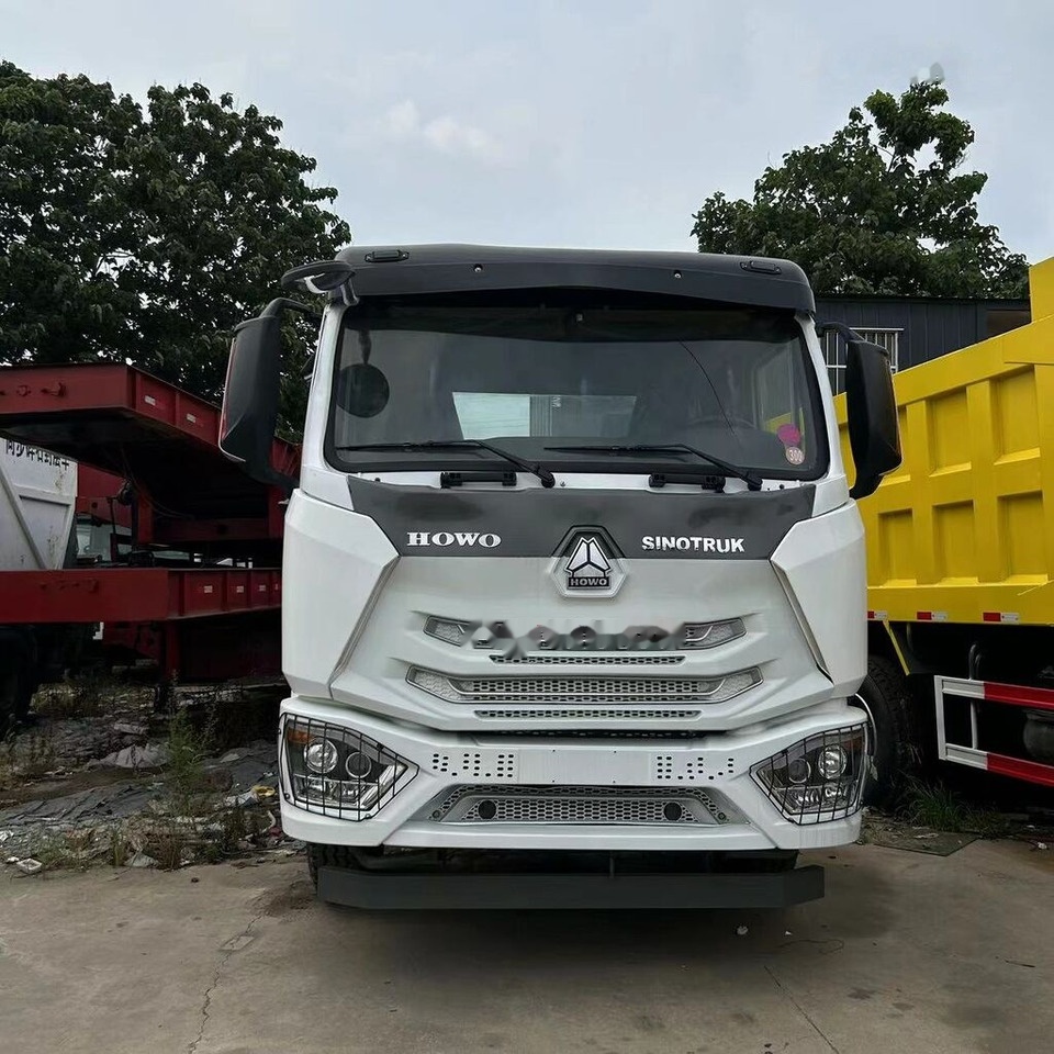 Howo Haohan - Tractor: foto 1 Howo Haohan - Tractor: foto 1