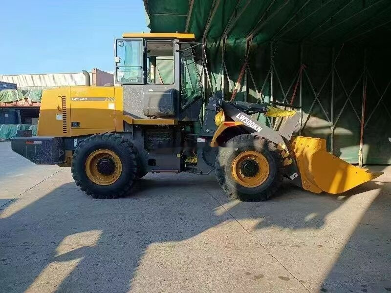 XCMG LW300KN - Pá carregadora de rodas: foto 3 XCMG LW300KN - Pá carregadora de rodas: foto 3