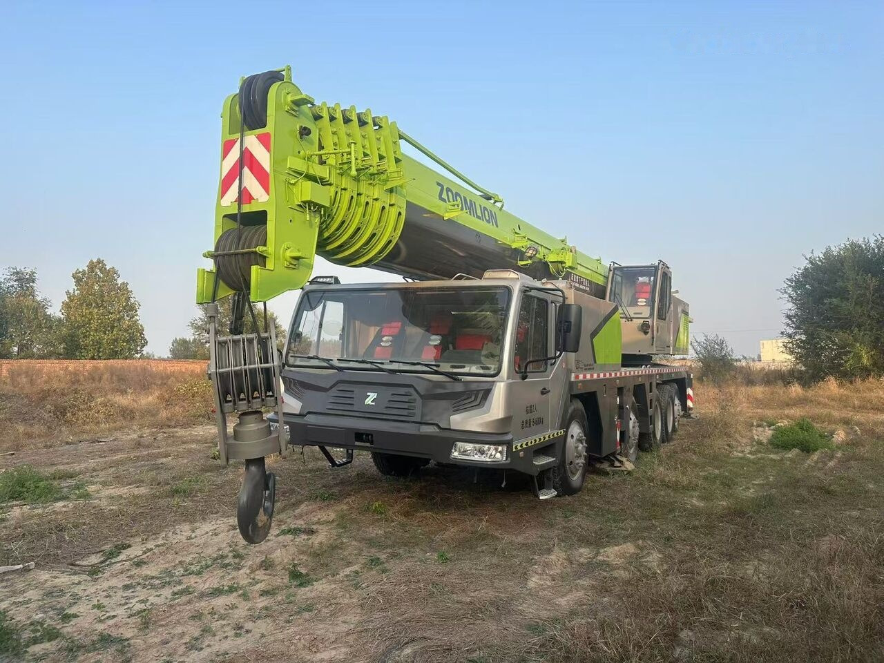 Zoomlion ZTC900V6 - Grua móvel: foto 3 Zoomlion ZTC900V6 - Grua móvel: foto 3