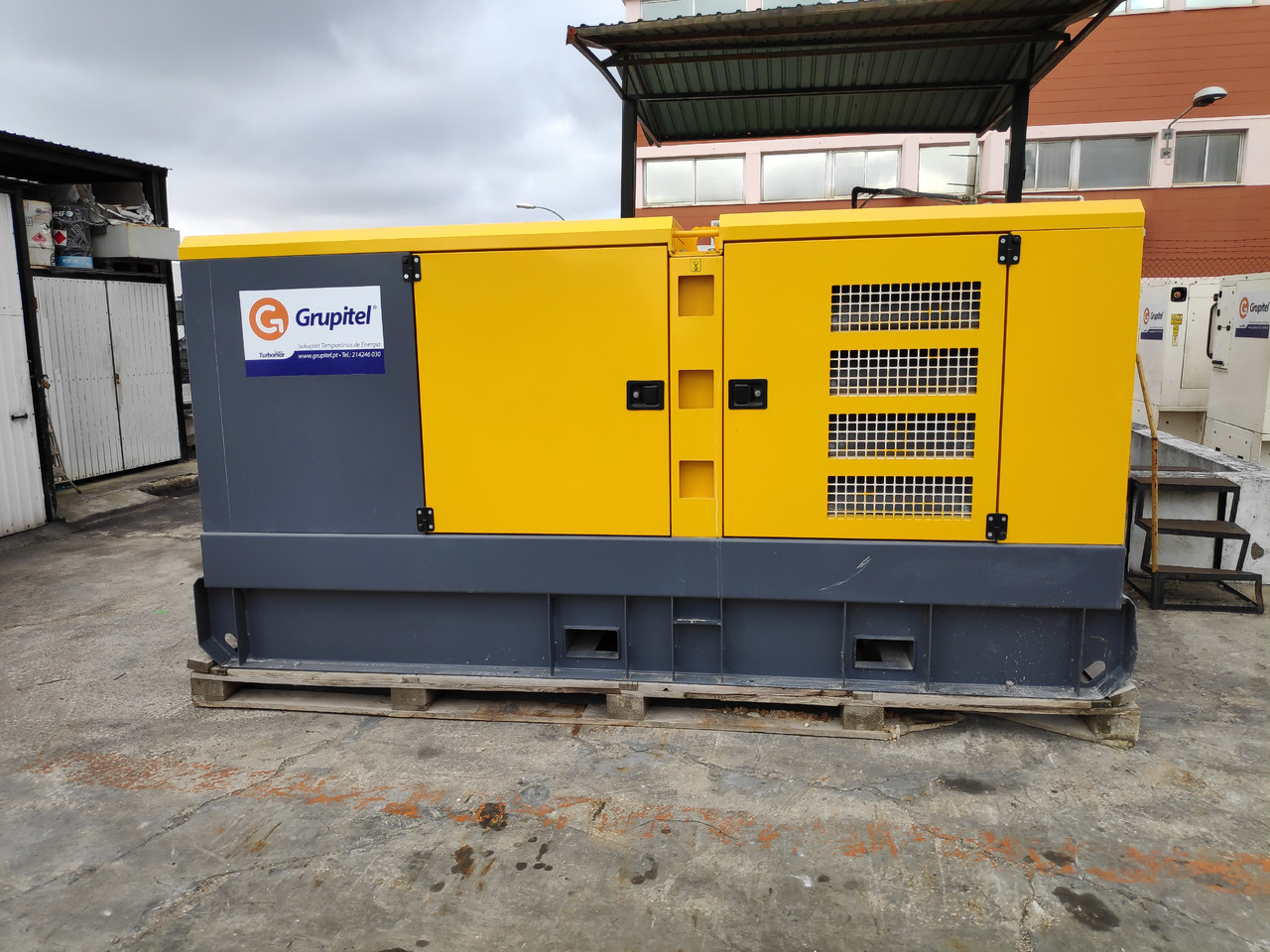 ATLAS COPCO - Gerador elétrico: foto 1 ATLAS COPCO - Gerador elétrico: foto 1