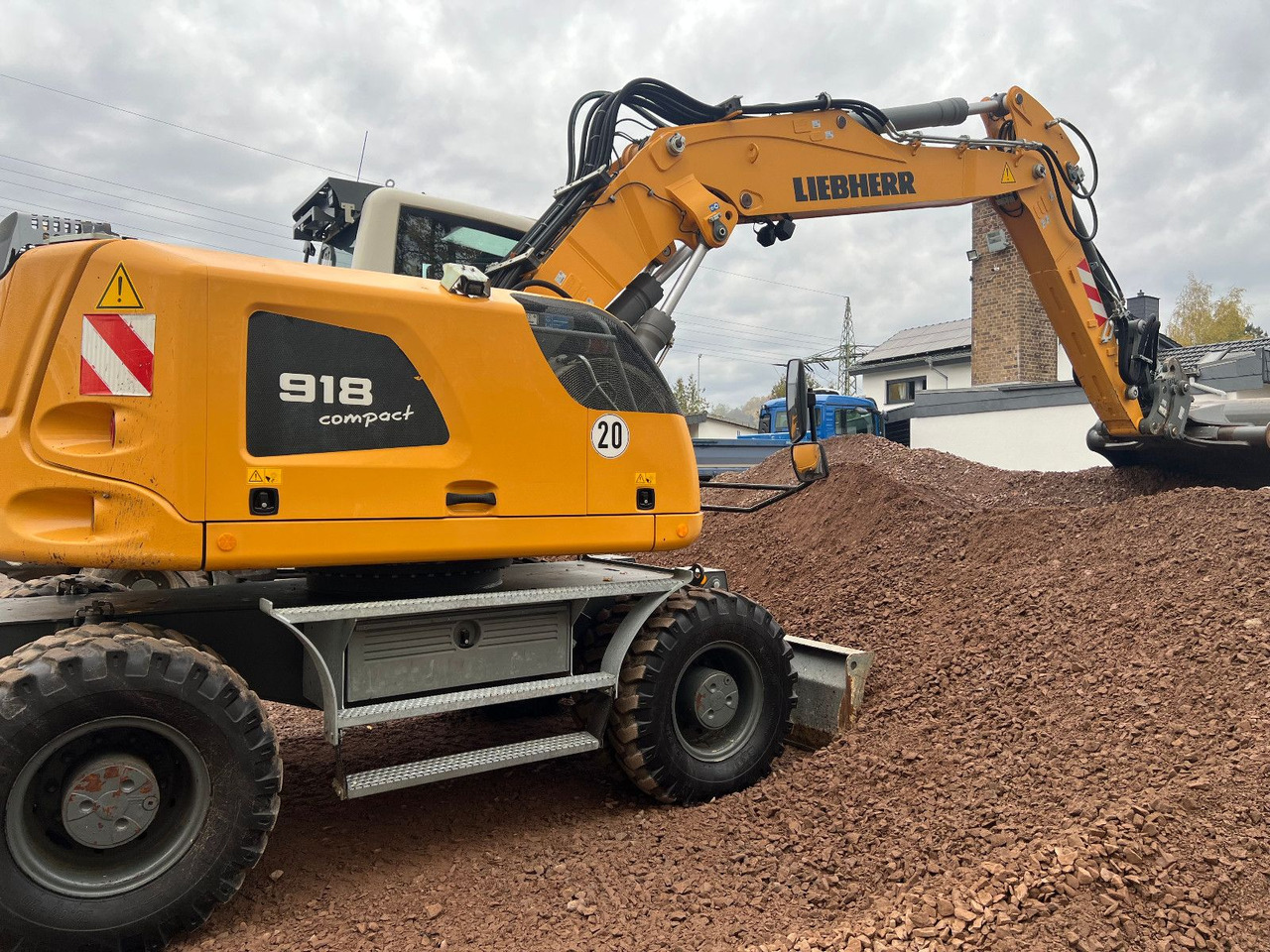 Liebherr A 918 Compact SW 48 Likufix - Escavadeira de rodas: foto 2 Liebherr A 918 Compact SW 48 Likufix - Escavadeira de rodas: foto 2