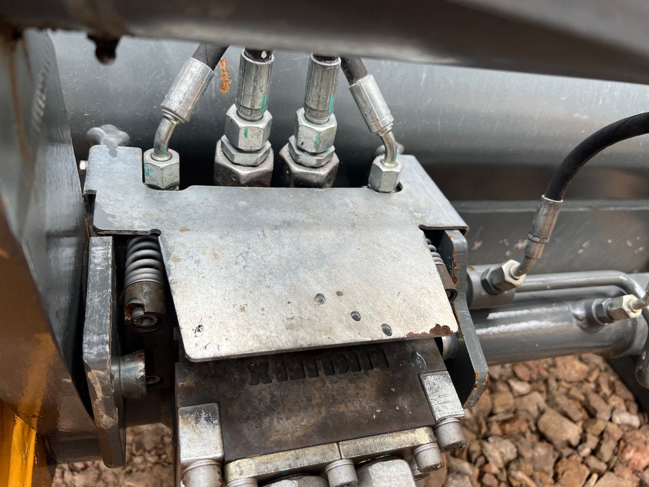 Liebherr L 507 Stereo V Likufix 2x verfügbar - Pá carregadora de rodas: foto 4 Liebherr L 507 Stereo V Likufix 2x verfügbar - Pá carregadora de rodas: foto 4