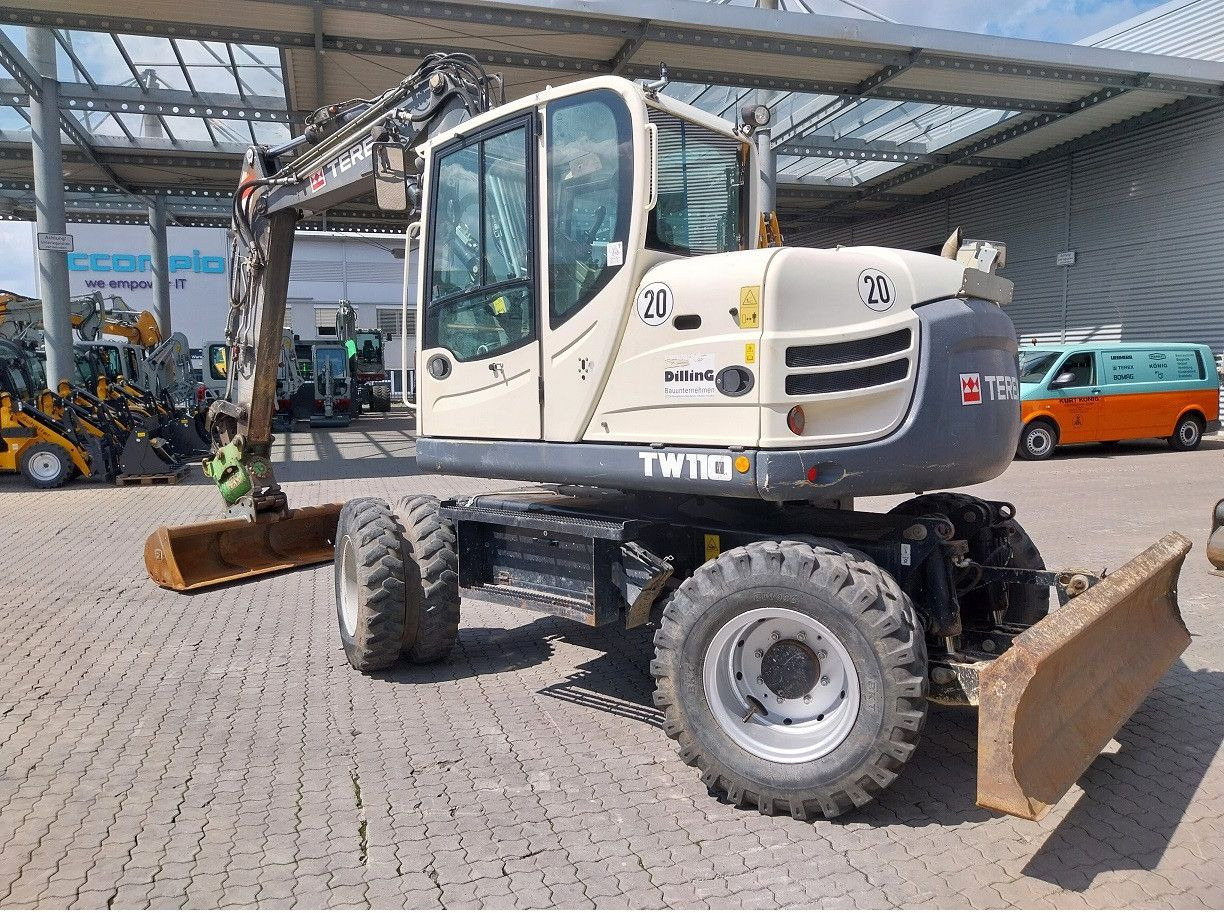 Terex TW 110 -GA IIIB Allradlenkung - Escavadeira de rodas: foto 1 Terex TW 110 -GA IIIB Allradlenkung - Escavadeira de rodas: foto 1