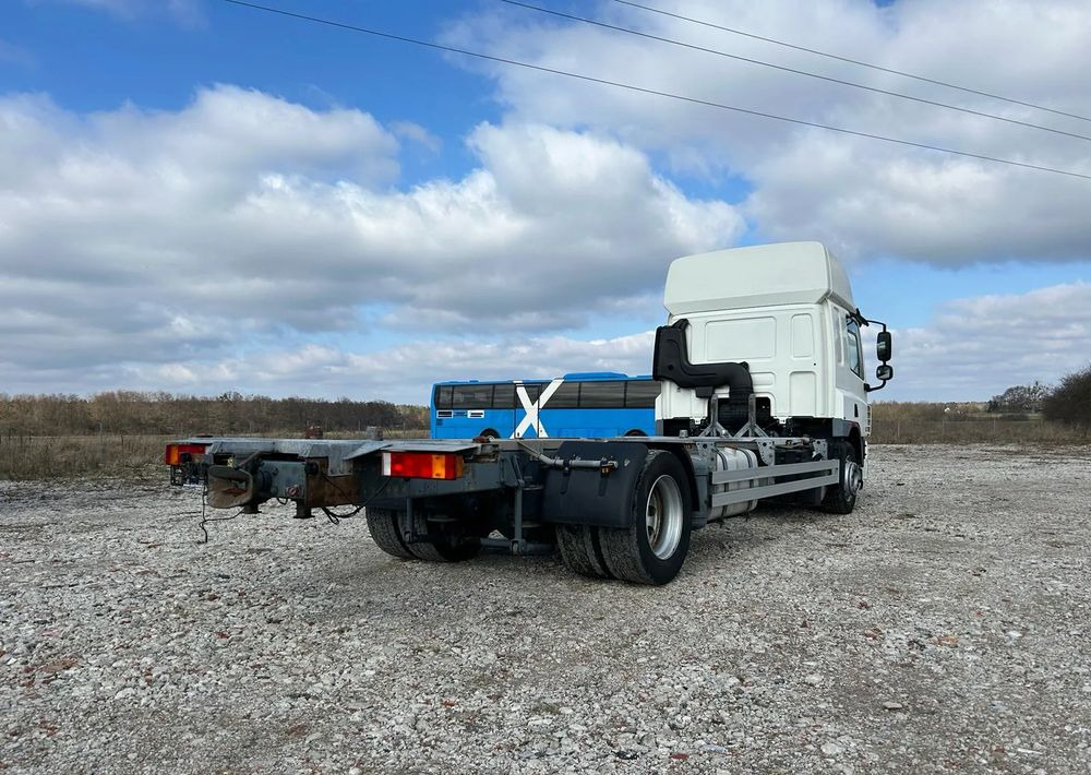 DAF CF75.310 - Camião chassi: foto 3 DAF CF75.310 - Camião chassi: foto 3