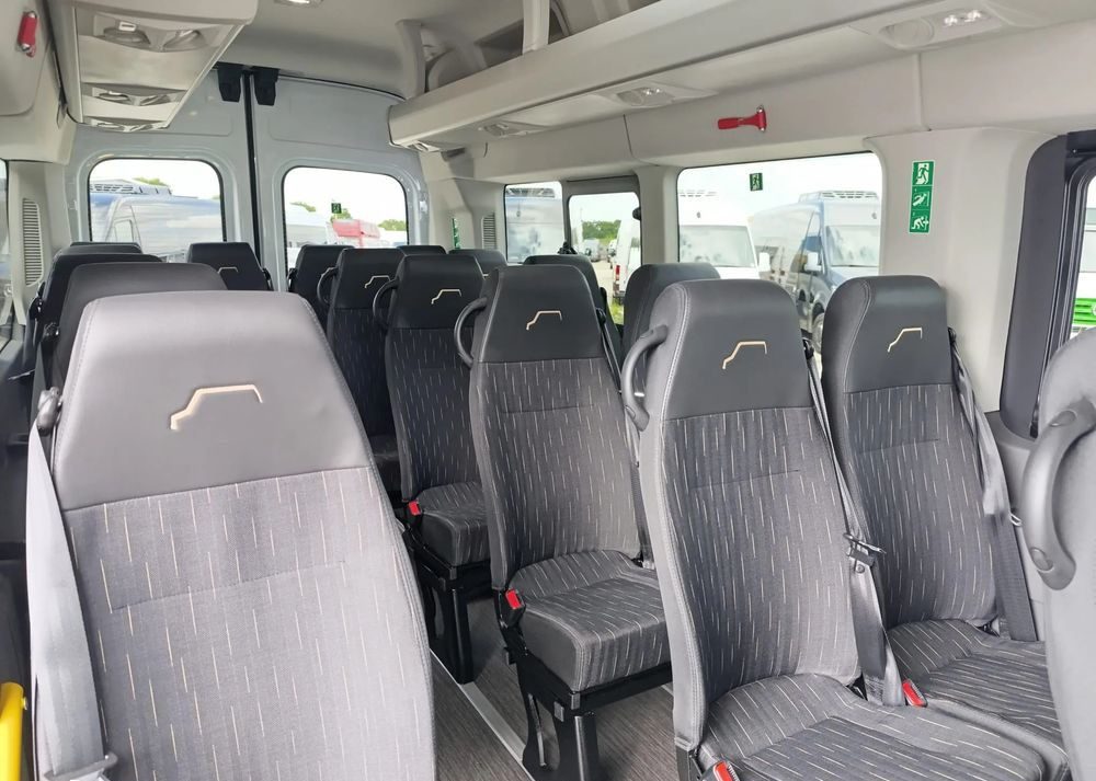 Minibus, Furgão de passageiros novo Ford Transit: foto 19