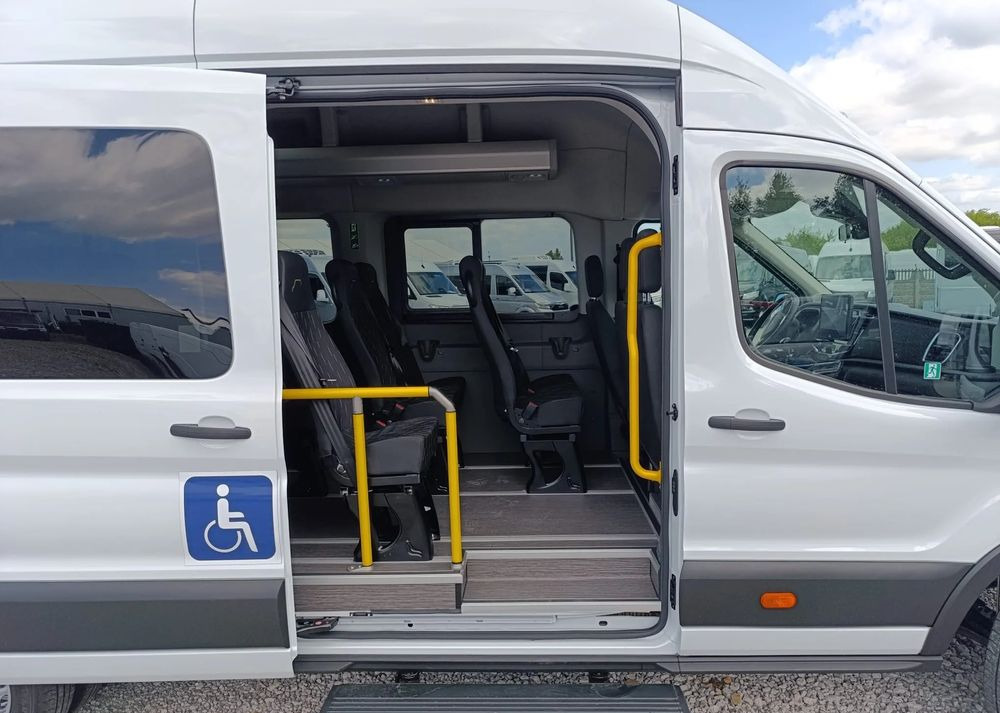 Minibus, Furgão de passageiros novo Ford Transit: foto 18