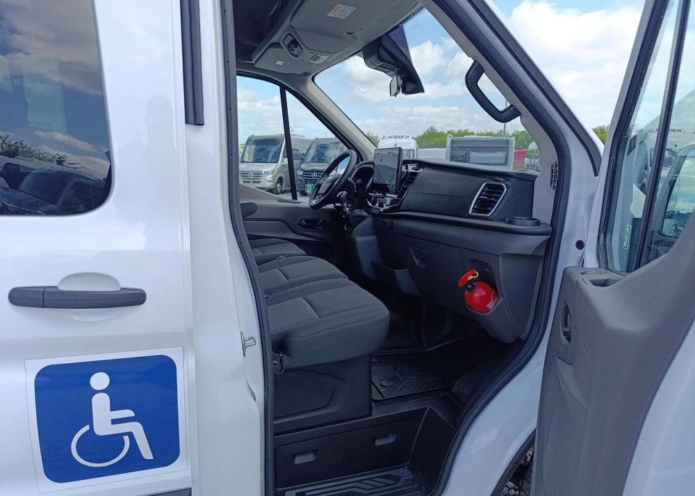 Minibus, Furgão de passageiros novo Ford Transit: foto 14
