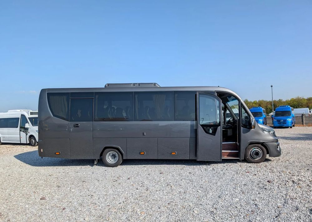 Iveco Daily 70C21 - Minibus, Furgão de passageiros: foto 3 Iveco Daily 70C21 - Minibus, Furgão de passageiros: foto 3