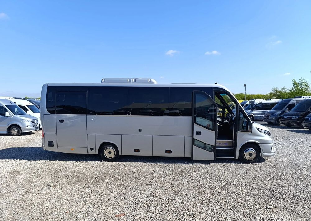 Iveco Daily - Minibus, Furgão de passageiros: foto 3 Iveco Daily - Minibus, Furgão de passageiros: foto 3