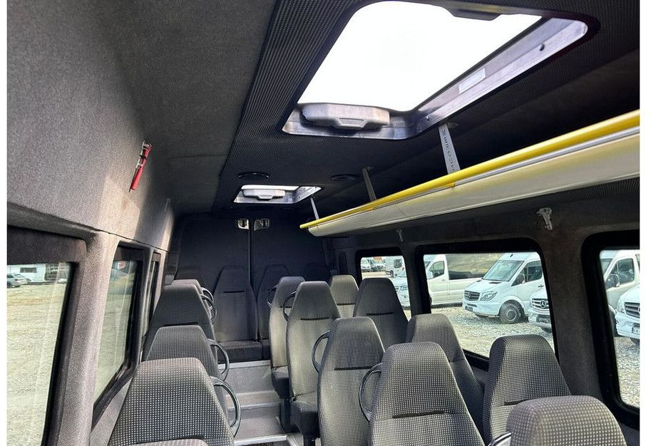 Minibus, Furgão de passageiros Mercedes-Benz Sprinter 516: foto 16