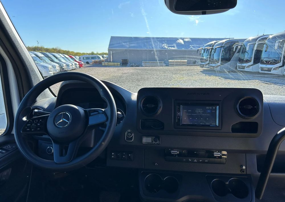 Leasing de  Mercedes-Benz Sprinter 517 Mercedes-Benz Sprinter 517: foto 16