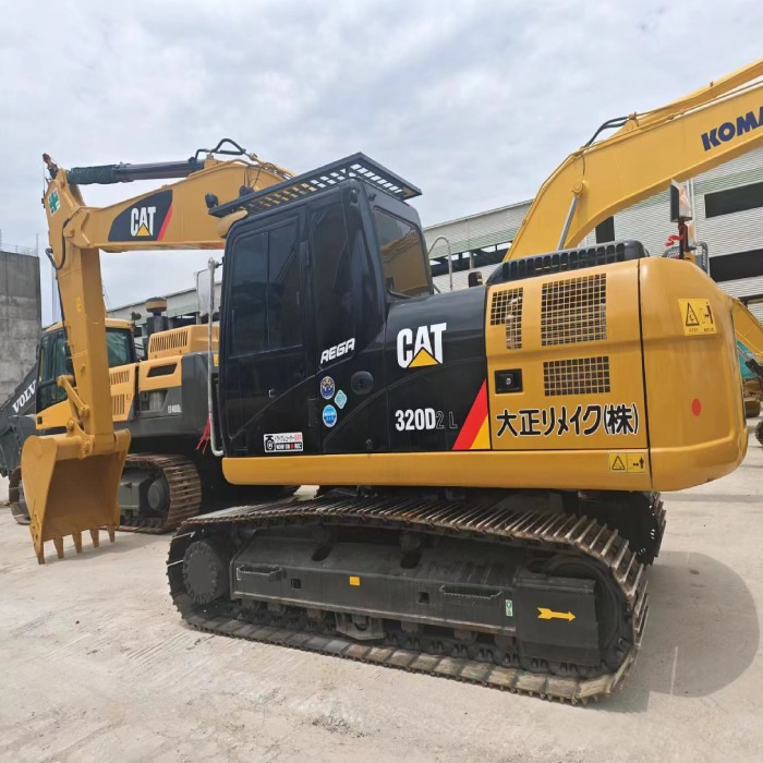 CATERPILLAR 320DL - Escavadora de rastos: foto 5 CATERPILLAR 320DL - Escavadora de rastos: foto 5