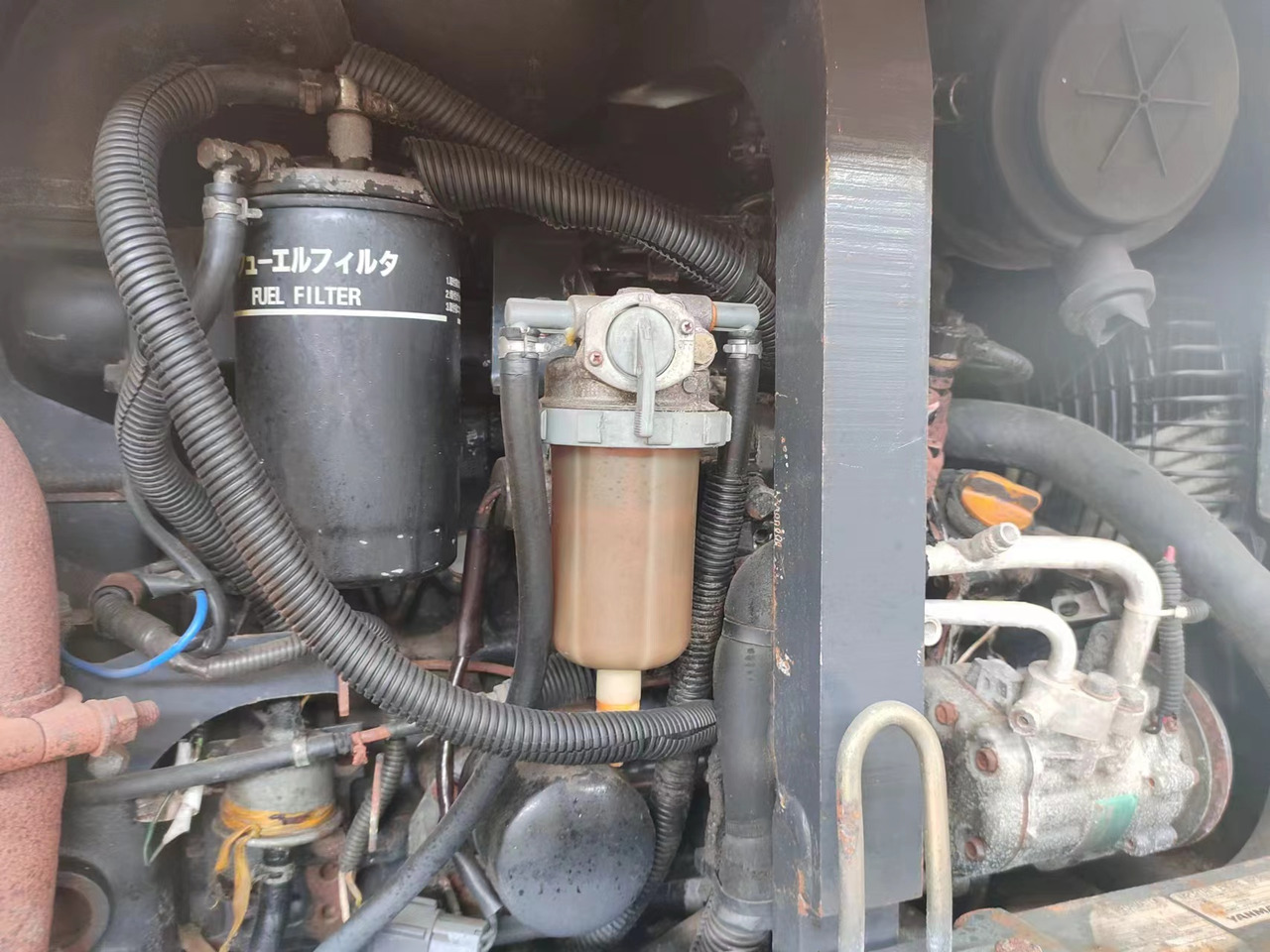 HITACHI ZX50U - Mini escavadeira: foto 5 HITACHI ZX50U - Mini escavadeira: foto 5