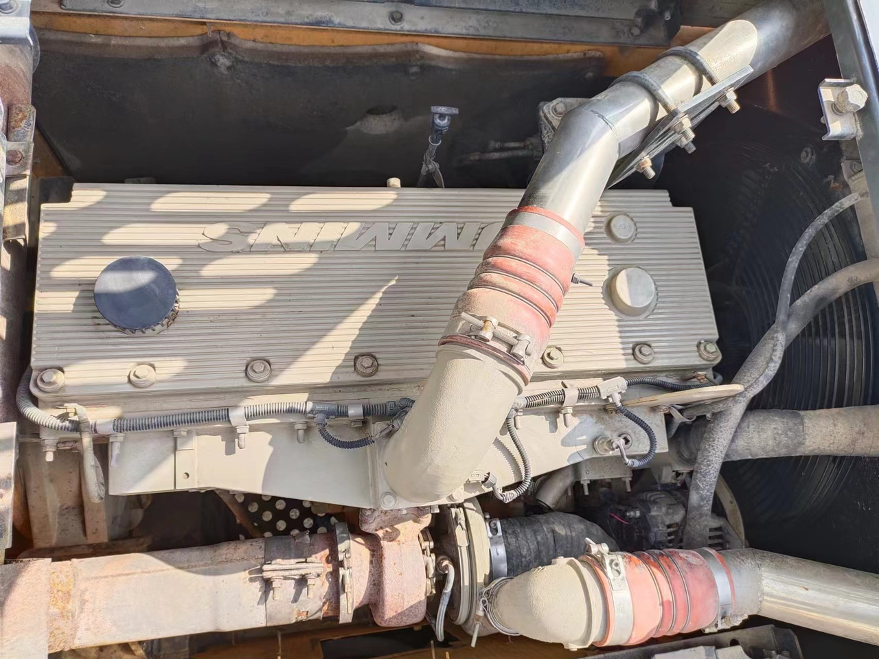 Escavadora de rastos novo HYUNDAI R385LC-9T R305 R220: foto 6