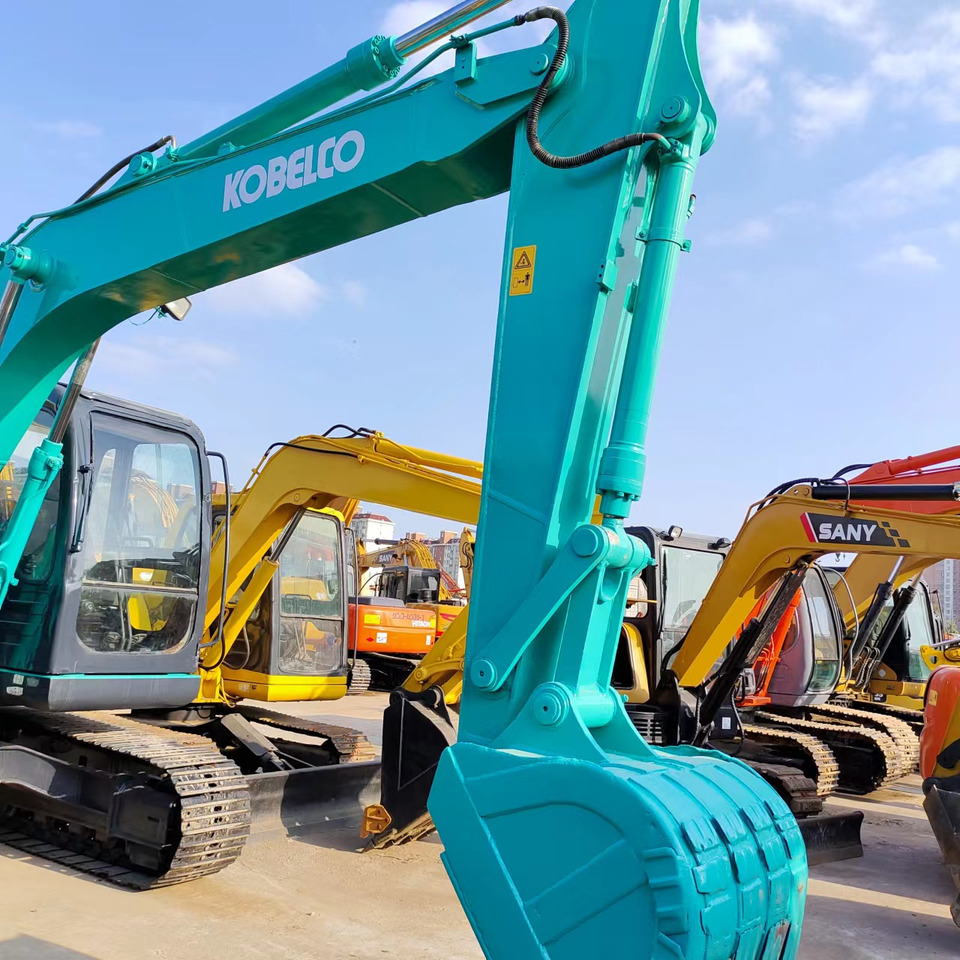 Escavadora de rastos KOBELCO SK140LC-8: foto 7