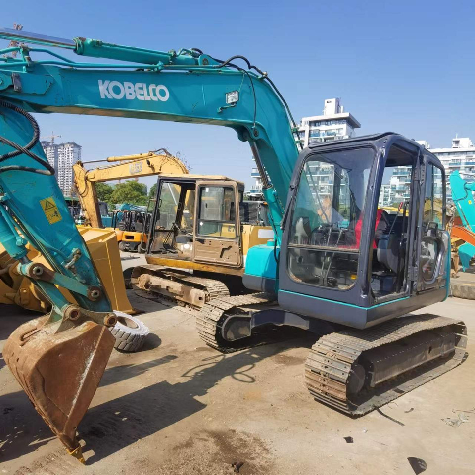 KOBELCO SK75 - Mini escavadeira: foto 4 KOBELCO SK75 - Mini escavadeira: foto 4