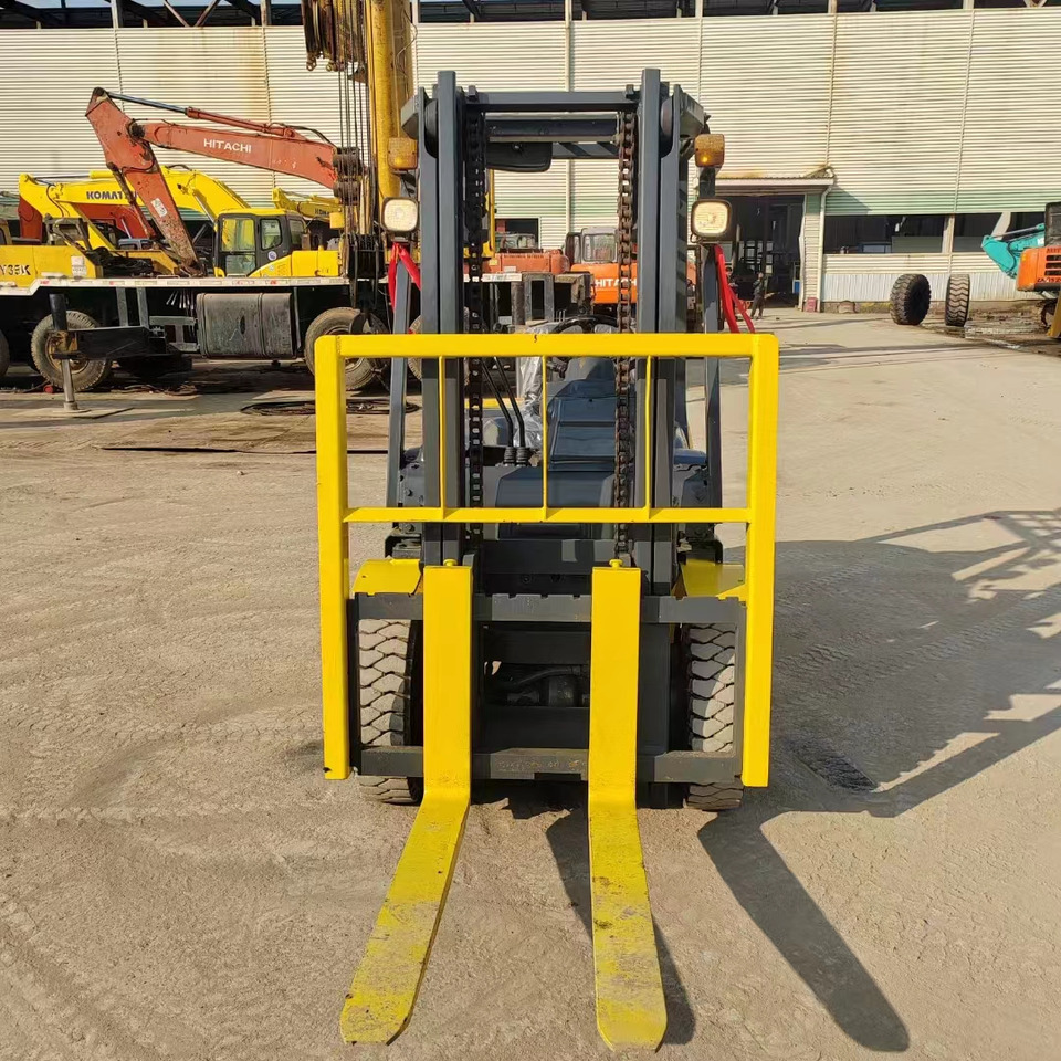 KOMATSU FD30 - Empilhadeira a diesel: foto 4 KOMATSU FD30 - Empilhadeira a diesel: foto 4